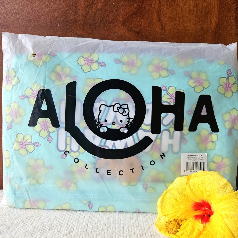 ❤️ Hawaii DFS Exclusive | Aloha Collection x Hello Kitty Mid Pouch - Hibiscus
